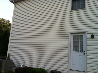 After Picture - Vinyl Siding Cleaning After Picture - Vinyl Siding Cleaning