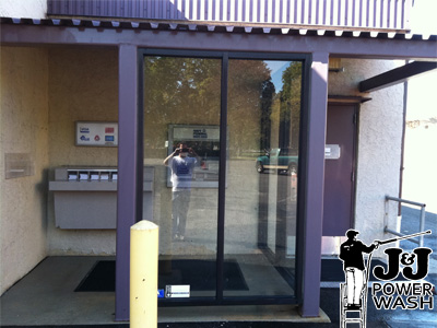 How to Pressure Wash Concrete