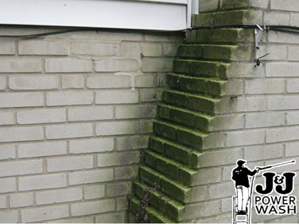 main line powerwashing