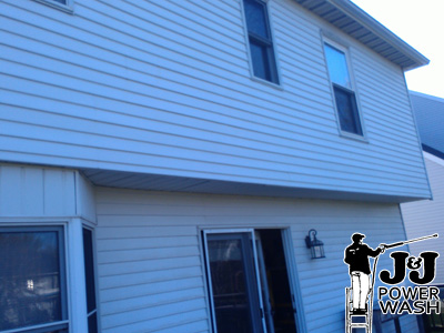 Powerwashing Aluminum Siding