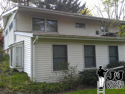 Vinyl Siding Before Pressure Washing