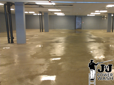 Parking Garage Pressure Washing